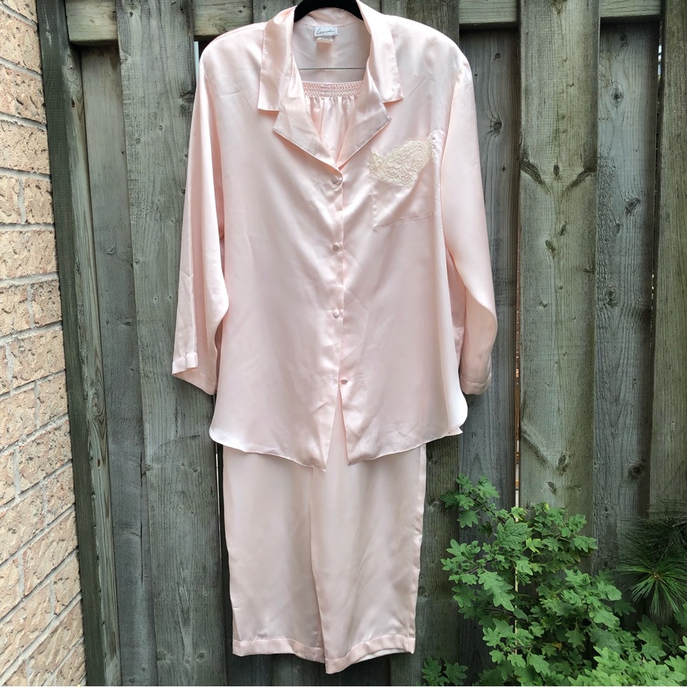 Vintage Linda 2pc Satin Lougewear/Pajama set